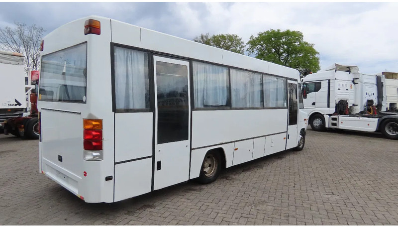 Mercedes-Benz 815 D 31 places! Manual injection - Autobus: slika 3 Mercedes-Benz 815 D 31 places! Manual injection - Autobus: slika 3
