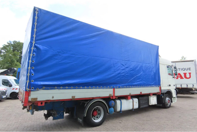 DAF XF 95.430 Manual diesel injection! Manual gearbox! - Kamion sa ceradom: slika 5 DAF XF 95.430 Manual diesel injection! Manual gearbox! - Kamion sa ceradom: slika 5