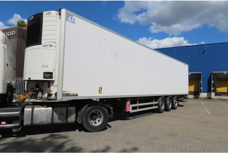 LAMBERET FRC 07/2026, SAF, 5496 diesel hours, CARRIER VECTOR 1550 - Poluprikolica hladnjače: slika 1 LAMBERET FRC 07/2026, SAF, 5496 diesel hours, CARRIER VECTOR 1550 - Poluprikolica hladnjače: slika 1
