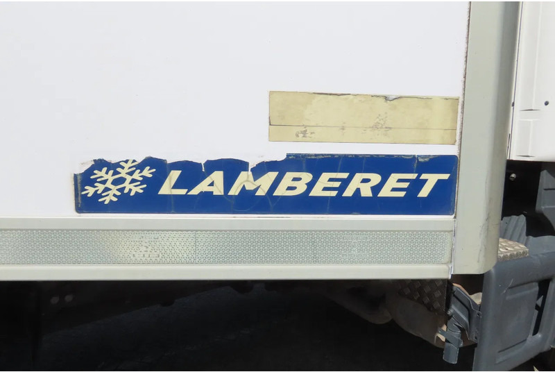 LAMBERET FRC 07/2026, SAF, 5496 diesel hours, CARRIER VECTOR 1550 - Poluprikolica hladnjače: slika 4 LAMBERET FRC 07/2026, SAF, 5496 diesel hours, CARRIER VECTOR 1550 - Poluprikolica hladnjače: slika 4