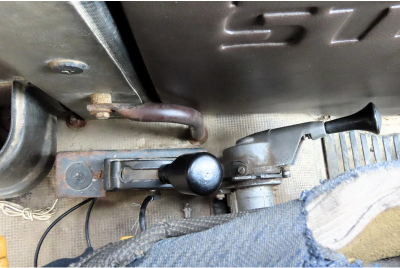 Istovarivač MAN STEYER 10 tyres. !!!AIR PROBLEM!! CLUTCH NOT GOING: slika 14 Istovarivač MAN STEYER 10 tyres. !!!AIR PROBLEM!! CLUTCH NOT GOING: slika 14