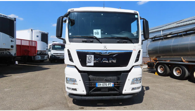 MAN TGX 18.480 446577 KM! RETARDER+ liftaxel + moving axel - Kamion sa ceradom: slika 4 MAN TGX 18.480 446577 KM! RETARDER+ liftaxel + moving axel - Kamion sa ceradom: slika 4
