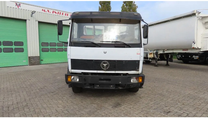 Mercedes-Benz 1514 Manual diesel pomp. Very clean - Kamion sa kablovskim sistemom: slika 5 Mercedes-Benz 1514 Manual diesel pomp. Very clean - Kamion sa kablovskim sistemom: slika 5
