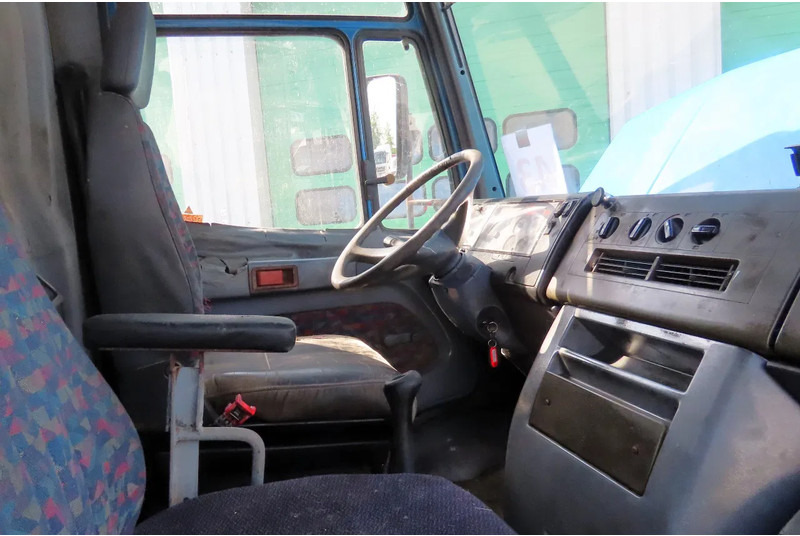 Furgon Mercedes-Benz Vario 812D: slika 13