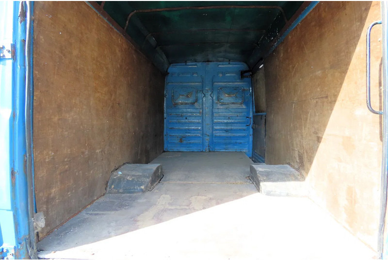 Furgon Mercedes-Benz Vario 812D: slika 10
