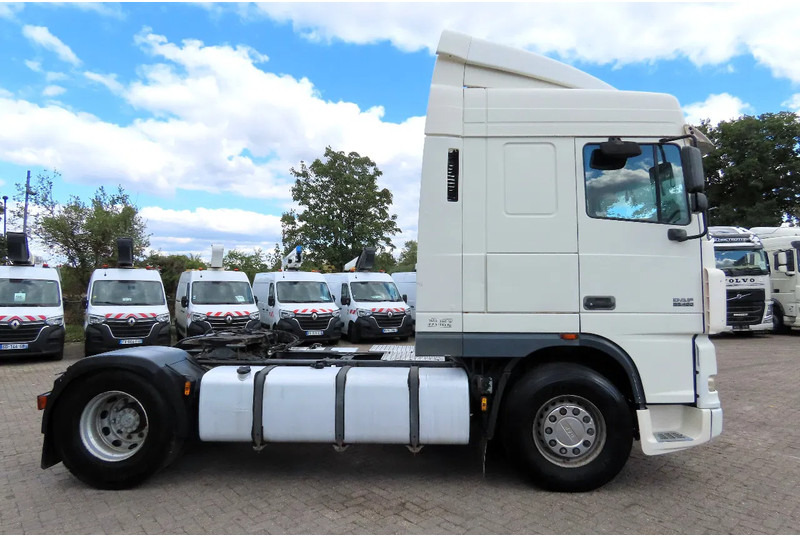 DAF 95.480 EURO 4, 2X FUEL TANK - Tegljač: slika 4 DAF 95.480 EURO 4, 2X FUEL TANK - Tegljač: slika 4