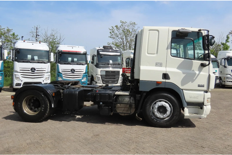 DAF CF 85.410 Manual, Retarder, PTO/Hydraulic, Very clean truck! - Tegljač: slika 4 DAF CF 85.410 Manual, Retarder, PTO/Hydraulic, Very clean truck! - Tegljač: slika 4