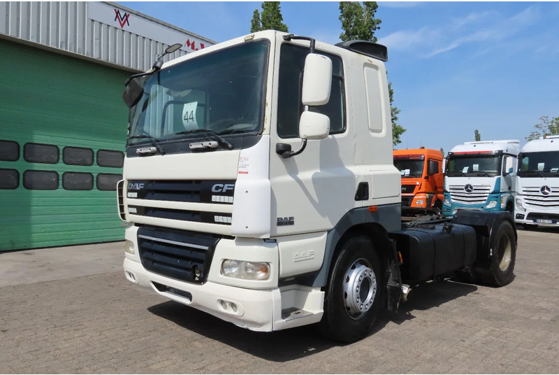 DAF CF 85.410 Manual, Retarder, PTO/Hydraulic, Very clean truck! - Tegljač: slika 2 DAF CF 85.410 Manual, Retarder, PTO/Hydraulic, Very clean truck! - Tegljač: slika 2