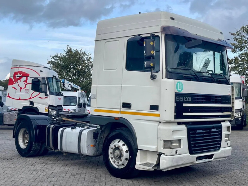 DAF XF 95.430 E4 TYPE, PTO + HYDRAULIC, FRIGO - Tegljač: slika 4 DAF XF 95.430 E4 TYPE, PTO + HYDRAULIC, FRIGO - Tegljač: slika 4