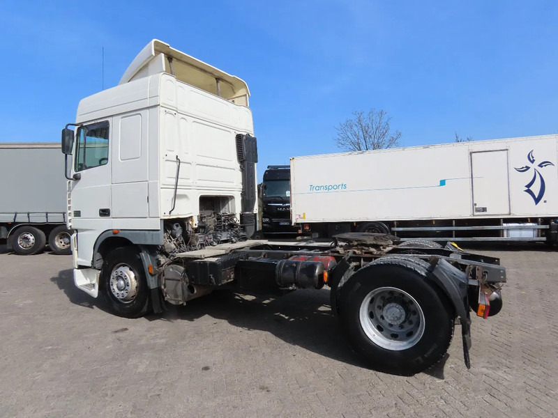 DAF XF 95.480 E4 type, Manual ger, Manual. Great state - Tegljač: slika 5 DAF XF 95.480 E4 type, Manual ger, Manual. Great state - Tegljač: slika 5