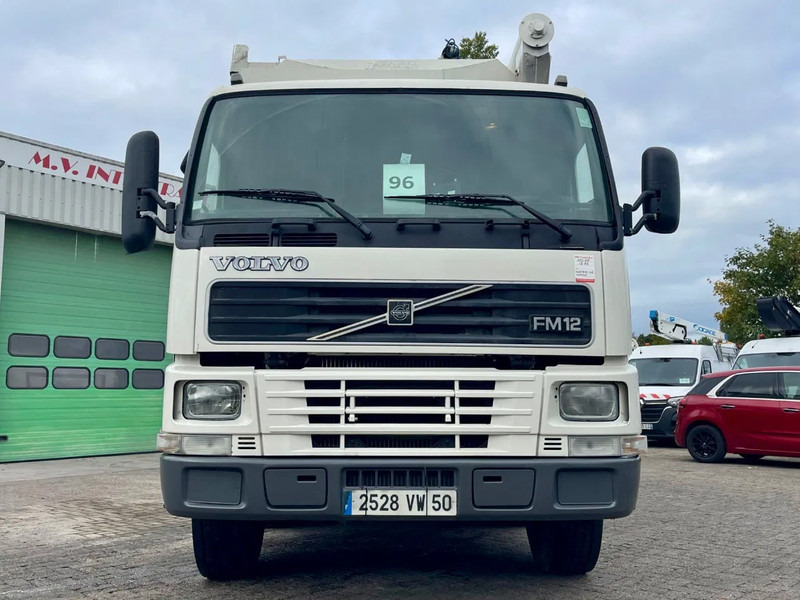 Volvo FM 12.380 8X4 SILO AUGER / AIR GREAT CONDITION / fully serviced! - Kamion cisterna: slika 3 Volvo FM 12.380 8X4 SILO AUGER / AIR GREAT CONDITION / fully serviced! - Kamion cisterna: slika 3