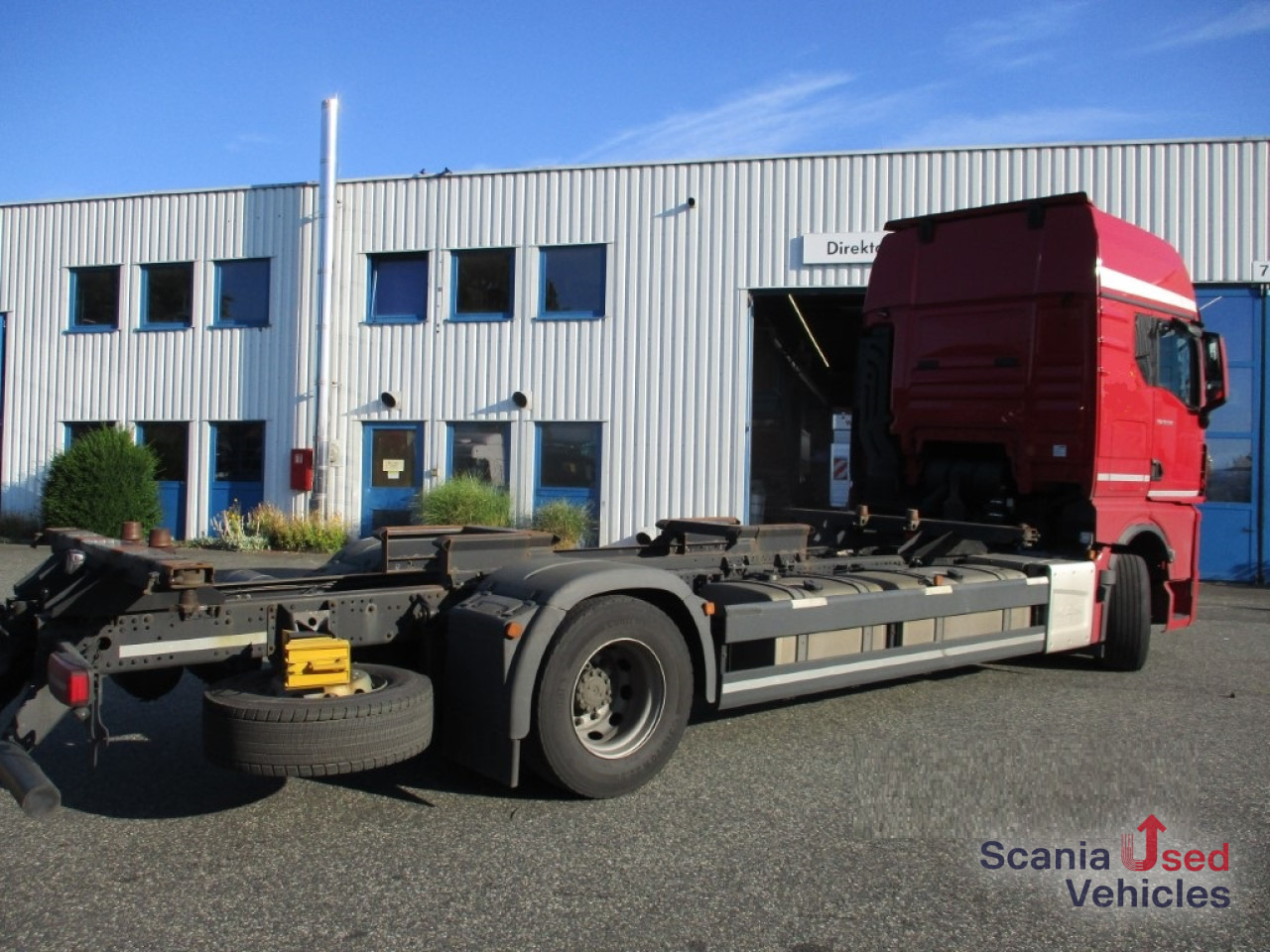 MAN TGX 18.510 4x2 LL XXL Wechselrahmen BDF - Kamion za prevoz kontejnera/ Kamion sa promenjivim sandukom: slika 2 MAN TGX 18.510 4x2 LL XXL Wechselrahmen BDF - Kamion za prevoz kontejnera/ Kamion sa promenjivim sandukom: slika 2