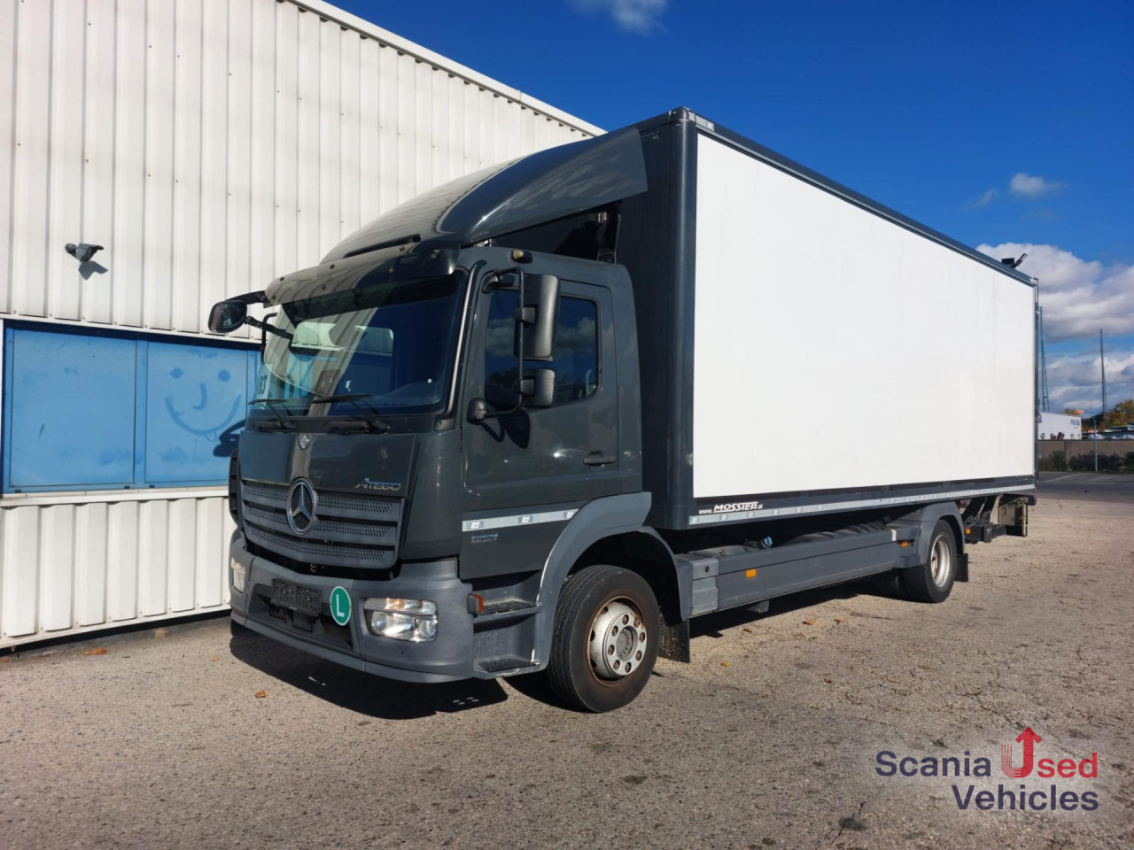 MERCEDES-BENZ Atego 1221 L Koffer Ladebordwand - Kamion sa zatvorenim sandukom: slika 1 MERCEDES-BENZ Atego 1221 L Koffer Ladebordwand - Kamion sa zatvorenim sandukom: slika 1