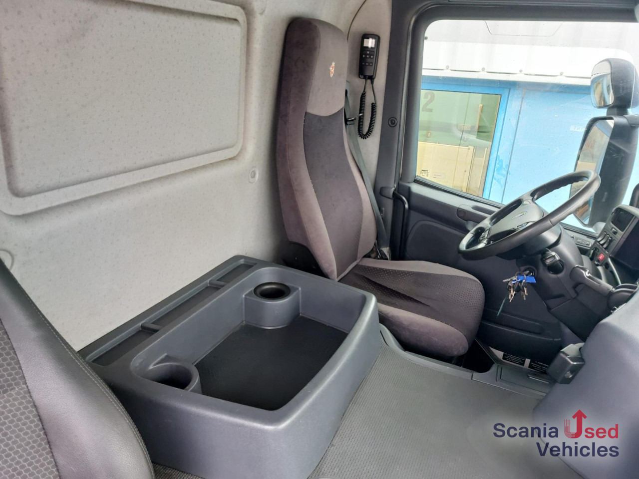 SCANIA P 280 DB4x2MNA Koffer Ladebordwand - Kamion sa zatvorenim sandukom: slika 3 SCANIA P 280 DB4x2MNA Koffer Ladebordwand - Kamion sa zatvorenim sandukom: slika 3