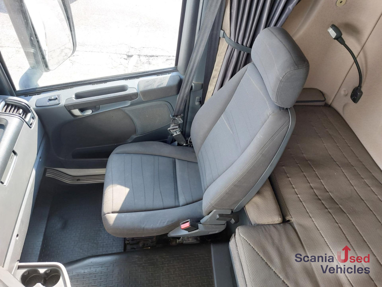 SCANIA R 440 LA4x2MNA E6 Topline - Tegljač: slika 4 SCANIA R 440 LA4x2MNA E6 Topline - Tegljač: slika 4