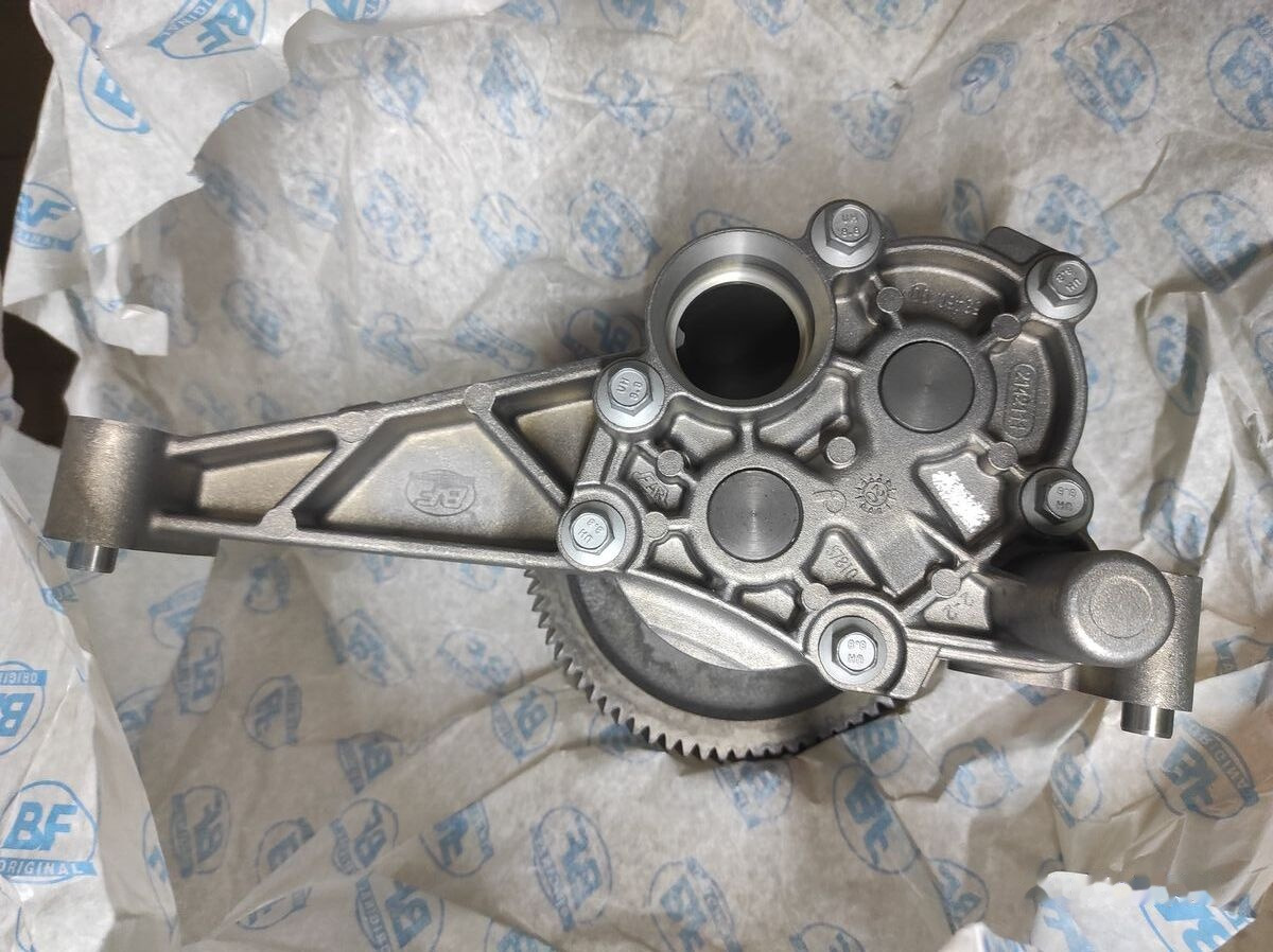 Scania 1746266 Scania truck - Pumpa za ulje za Kamion: slika 1 Scania 1746266 Scania truck - Pumpa za ulje za Kamion: slika 1