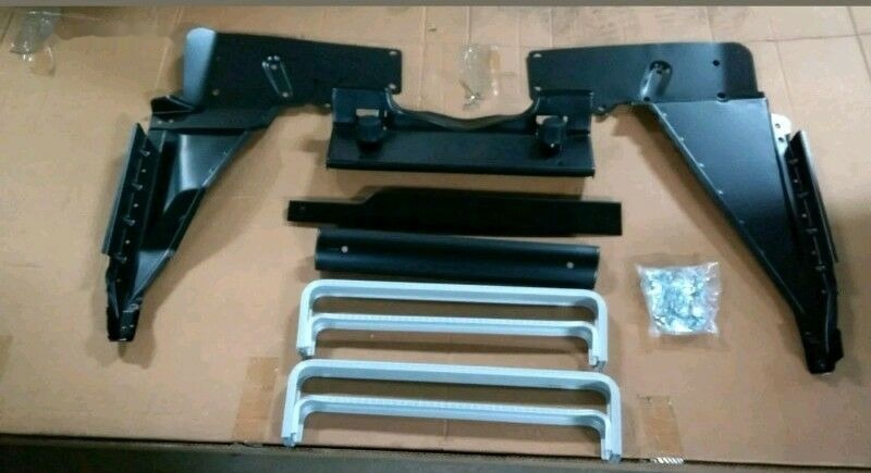Scania BATTERY COVER REPAIR KIT: STEPS, SIDE BRACKETS Scania R, CR/CP - Baterija za Kamion: slika 2 Scania BATTERY COVER REPAIR KIT: STEPS, SIDE BRACKETS Scania R, CR/CP - Baterija za Kamion: slika 2