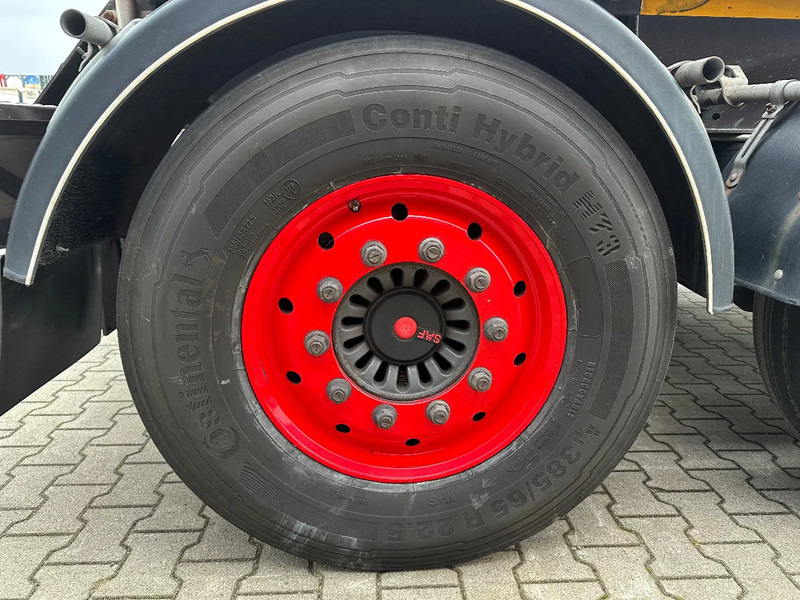 Poluprikolica za prevoz kontejnera/ Poluprikolica sa promenjivim sandukom Burg 20FT ADR (EX/II, EX/III, FL, AT) Chassis, Leergewicht : 3.690kg, SAF INTRADISC, 2x Liftachse, NL-Chassis: slika 13