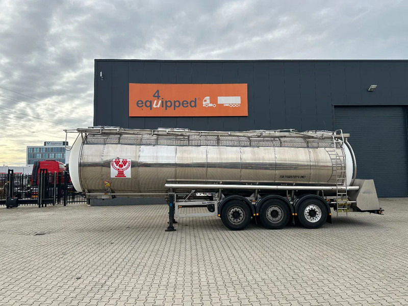 Feldbinder LEVENSMIDDELEN / FOOD / LEBENSMITTEL / 33.500L / 3-COMP / POMP / NL-trailer / APK: 09-2026, 10x beschikbaar - Poluprikolica cisterna: slika 3 Feldbinder LEVENSMIDDELEN / FOOD / LEBENSMITTEL / 33.500L / 3-COMP / POMP / NL-trailer / APK: 09-2026, 10x beschikbaar - Poluprikolica cisterna: slika 3