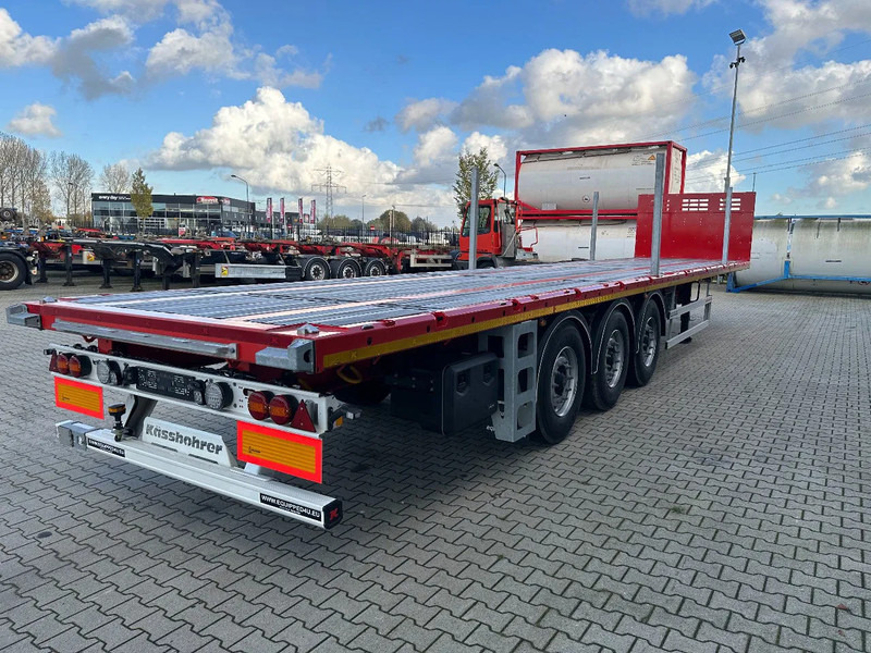 Kässbohrer nieuwe, direct leverbare Heavy-Duty platte oplegger, Heckbündig, Twistlocks (1x 40FT / 2x 20FT), rongpotten, schijfremmen, NL-re - Plato poluprikolica: slika 3 Kässbohrer nieuwe, direct leverbare Heavy-Duty platte oplegger, Heckbündig, Twistlocks (1x 40FT / 2x 20FT), rongpotten, schijfremmen, NL-re - Plato poluprikolica: slika 3