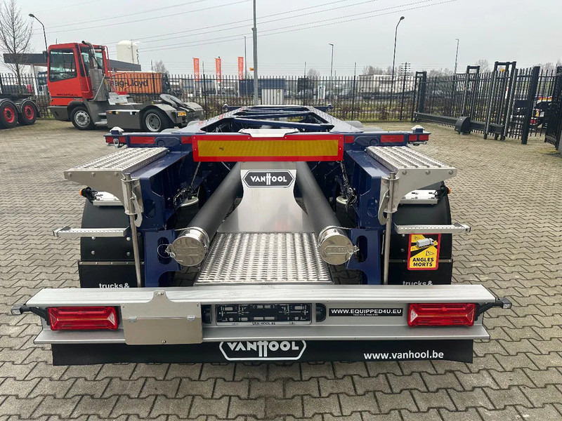 Van Hool NEW / DIRECT AVAILABLE 20FT ADR-CHASSIS, EMPTY WEIGHT: 3.300KG, DISCBRAKES, 3x available, ALU WHEELS - Poluprikolica za prevoz kontejnera/ Poluprikolica sa promenjivim sandukom: slika 3 Van Hool NEW / DIRECT AVAILABLE 20FT ADR-CHASSIS, EMPTY WEIGHT: 3.300KG, DISCBRAKES, 3x available, ALU WHEELS - Poluprikolica za prevoz kontejnera/ Poluprikolica sa promenjivim sandukom: slika 3