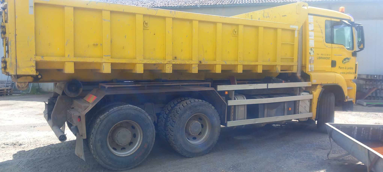 MAN TGS 33 400 - Kamion sa hidrauličnom kukom: slika 3 MAN TGS 33 400 - Kamion sa hidrauličnom kukom: slika 3