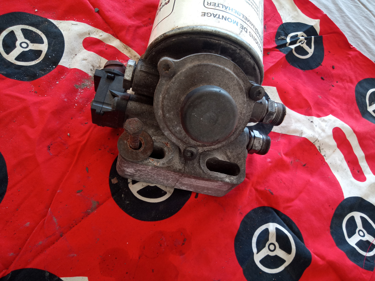 DAF XF106 - Filter za gorivo: slika 2 DAF XF106 - Filter za gorivo: slika 2
