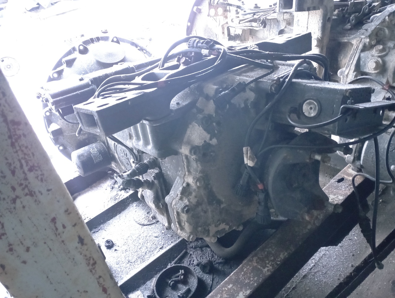 SCANIA R420, R440,G320,R480 - Menjač za Kamion sa golom šasijom i zatvorenom kabinom: slika 3 SCANIA R420, R440,G320,R480 - Menjač za Kamion sa golom šasijom i zatvorenom kabinom: slika 3