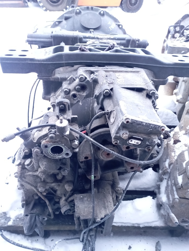 SCANIA R440 - Menjač za Kamion sa golom šasijom i zatvorenom kabinom: slika 1 SCANIA R440 - Menjač za Kamion sa golom šasijom i zatvorenom kabinom: slika 1