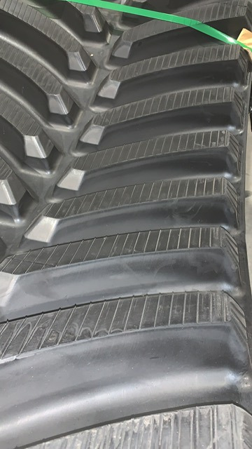 Rubber track for Case IH 9300 / GRECAV / ZUIDBERG / Claas Xerion 5000 TS 30" and 36" - Šine za Traktor guseničar: slika 3 Rubber track for Case IH 9300 / GRECAV / ZUIDBERG / Claas Xerion 5000 TS 30" and 36" - Šine za Traktor guseničar: slika 3