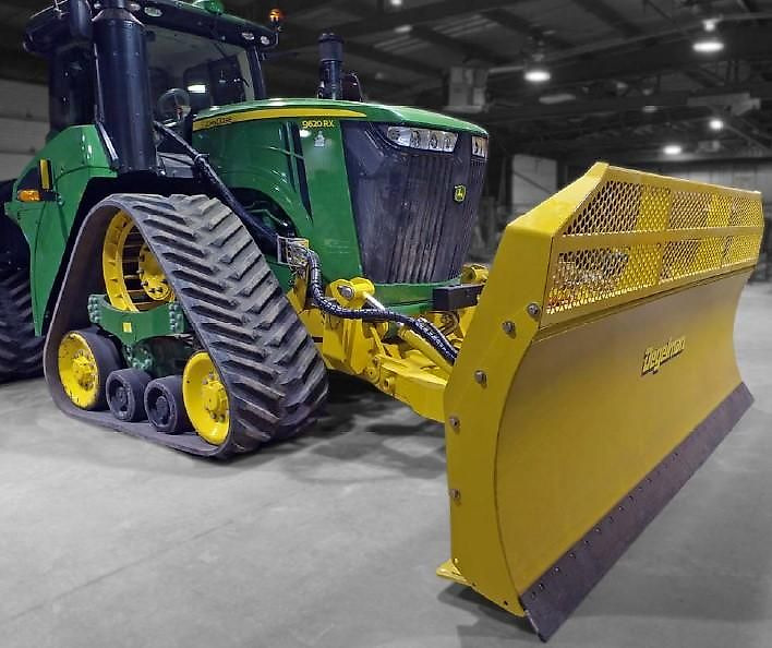 Degelman Degelman Dozer Blade 7900 zum John Deere 9RX - Oštrica za Traktor: slika 1 Degelman Degelman Dozer Blade 7900 zum John Deere 9RX - Oštrica za Traktor: slika 1