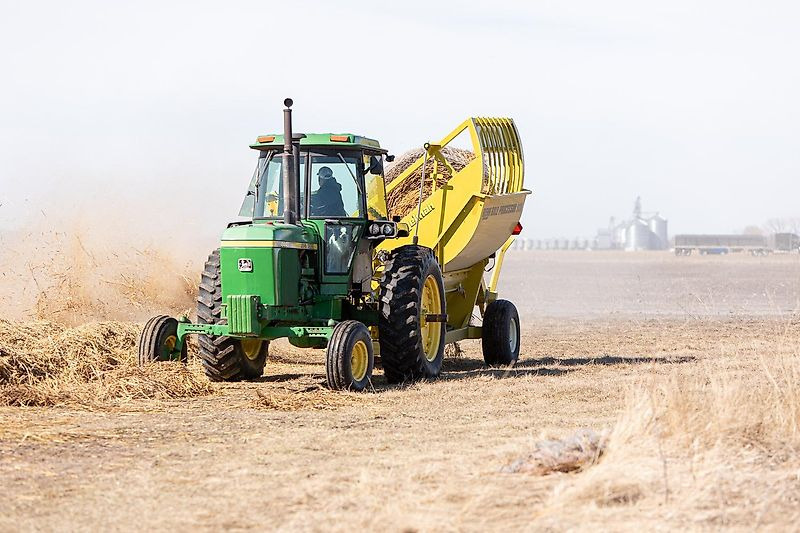 Degelman RENN BALE PROCESSOR 938 - Oprema za prevrtanje i razlaganje: slika 5 Degelman RENN BALE PROCESSOR 938 - Oprema za prevrtanje i razlaganje: slika 5