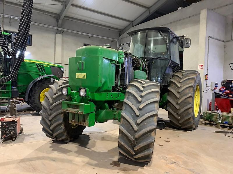 Traktor John Deere 4955: slika 8