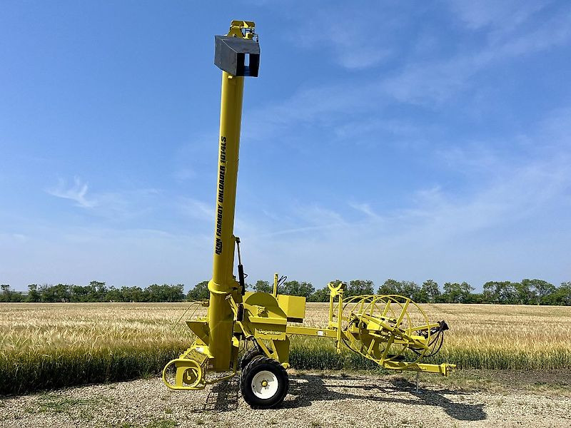 Degelman RENN FARMBOY UNLOADER 1014LS - Poljoprivredna mašina: slika 1 Degelman RENN FARMBOY UNLOADER 1014LS - Poljoprivredna mašina: slika 1