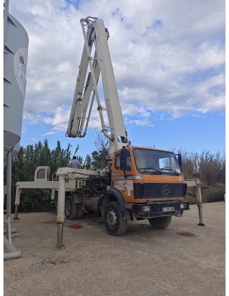 Mercedes-Benz 2629 - Stacionarna pumpa za beton: slika 4 Mercedes-Benz 2629 - Stacionarna pumpa za beton: slika 4