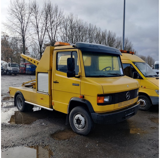 Mercedes-Benz 609 - Kamion za prevoz automobila: slika 3 Mercedes-Benz 609 - Kamion za prevoz automobila: slika 3