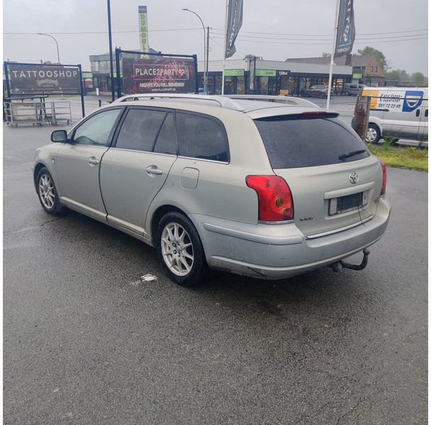 Toyota Avensis - Automobil: slika 4 Toyota Avensis - Automobil: slika 4