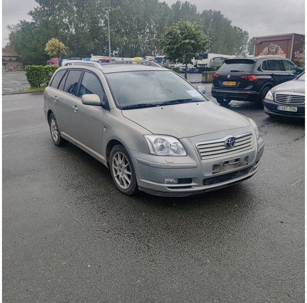 Toyota Avensis - Automobil: slika 2 Toyota Avensis - Automobil: slika 2