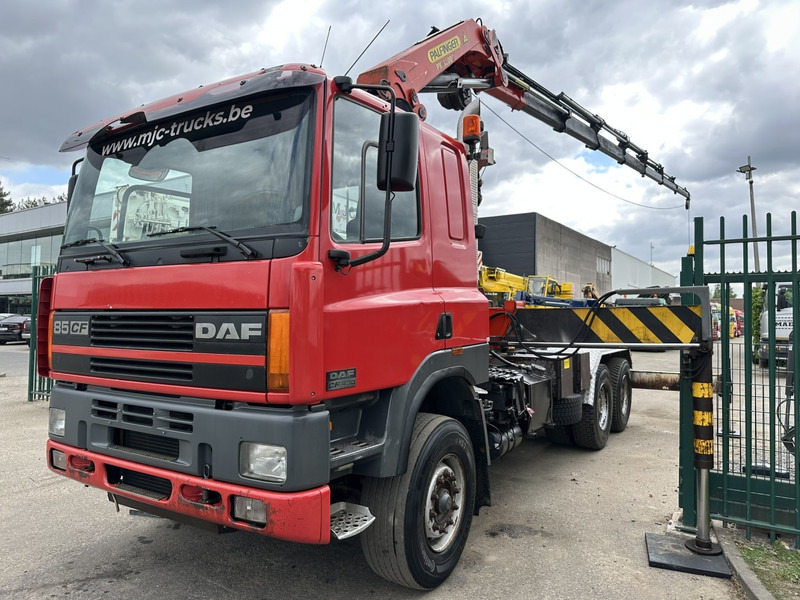 DAF 85 CF 430 6x4 CRANE PK 32.000 F (7x) + WINCH - EURO 2 - MANUAL ZF - HUB REDUCTION / STEEL SPRING - BE TRUCK - Kamion sa dizalicom: slika 4 DAF 85 CF 430 6x4 CRANE PK 32.000 F (7x) + WINCH - EURO 2 - MANUAL ZF - HUB REDUCTION / STEEL SPRING - BE TRUCK - Kamion sa dizalicom: slika 4