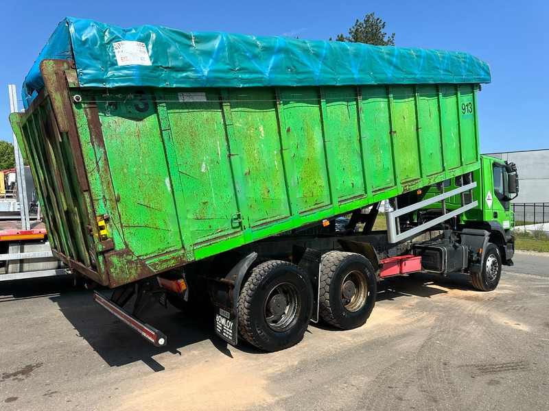 Iveco TRAKKER 310 6x4 STEEL TIPPER / KIPPER 35m³ - MANUAL ZF - BIG AXLES / HUB REDUCTION - STEEL SPRING / BLATT / LAMES - Istovarivač: slika 4 Iveco TRAKKER 310 6x4 STEEL TIPPER / KIPPER 35m³ - MANUAL ZF - BIG AXLES / HUB REDUCTION - STEEL SPRING / BLATT / LAMES - Istovarivač: slika 4