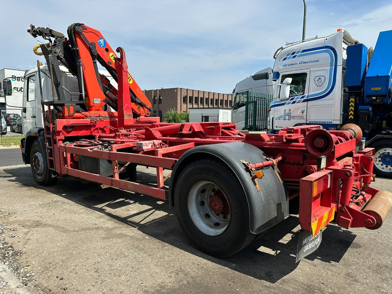 MAN 18.284 HOOKLIFT + CRANE PALFINGER PK 11001 A - TÜV 05/2026 - STEEL SPRING / BLATT / LAMES - BE TRUCK - Kamion sa hidrauličnom kukom, Kamion sa dizalicom: slika 5 MAN 18.284 HOOKLIFT + CRANE PALFINGER PK 11001 A - TÜV 05/2026 - STEEL SPRING / BLATT / LAMES - BE TRUCK - Kamion sa hidrauličnom kukom, Kamion sa dizalicom: slika 5