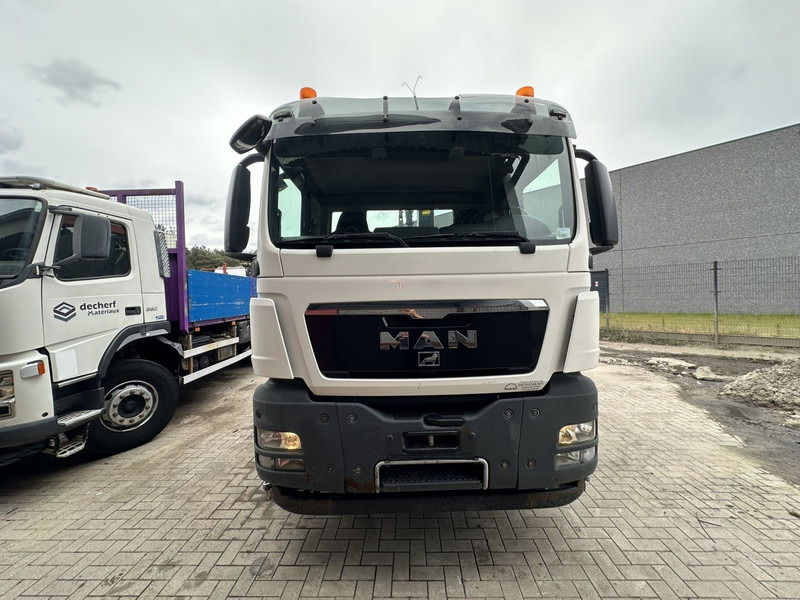 MAN TGS 35.400 8x4 TRIDEM HOOKLIFT T22 + CRANE PALFINGER PK 18001 EH + RADIO - EURO 5 - LIFT/STEERING AXLE - BE TRUCK - Kamion sa hidrauličnom kukom, Kamion sa dizalicom: slika 2 MAN TGS 35.400 8x4 TRIDEM HOOKLIFT T22 + CRANE PALFINGER PK 18001 EH + RADIO - EURO 5 - LIFT/STEERING AXLE - BE TRUCK - Kamion sa hidrauličnom kukom, Kamion sa dizalicom: slika 2