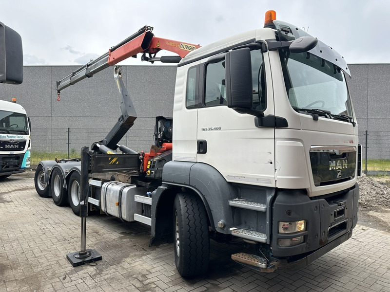 MAN TGS 35.400 8x4 TRIDEM HOOKLIFT T22 + CRANE PALFINGER PK 18001 EH + RADIO - EURO 5 - LIFT/STEERING AXLE - BE TRUCK - Kamion sa hidrauličnom kukom, Kamion sa dizalicom: slika 3 MAN TGS 35.400 8x4 TRIDEM HOOKLIFT T22 + CRANE PALFINGER PK 18001 EH + RADIO - EURO 5 - LIFT/STEERING AXLE - BE TRUCK - Kamion sa hidrauličnom kukom, Kamion sa dizalicom: slika 3