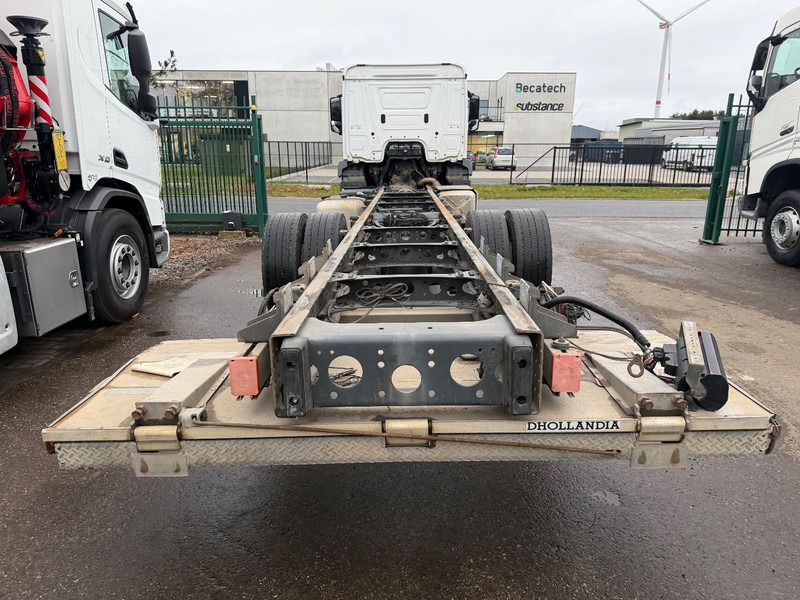 Mercedes-Benz ANTOS 1830 - 4x2 (8m90) CHASSIS CABINE - 19T - A/C - TAILLIFT - *440.000km* - EURO 6 - ENGINE + GEARBOX + CHASSIS = OK - Kamion sa golom šasijom i zatvorenom kabinom: slika 5 Mercedes-Benz ANTOS 1830 - 4x2 (8m90) CHASSIS CABINE - 19T - A/C - TAILLIFT - *440.000km* - EURO 6 - ENGINE + GEARBOX + CHASSIS = OK - Kamion sa golom šasijom i zatvorenom kabinom: slika 5