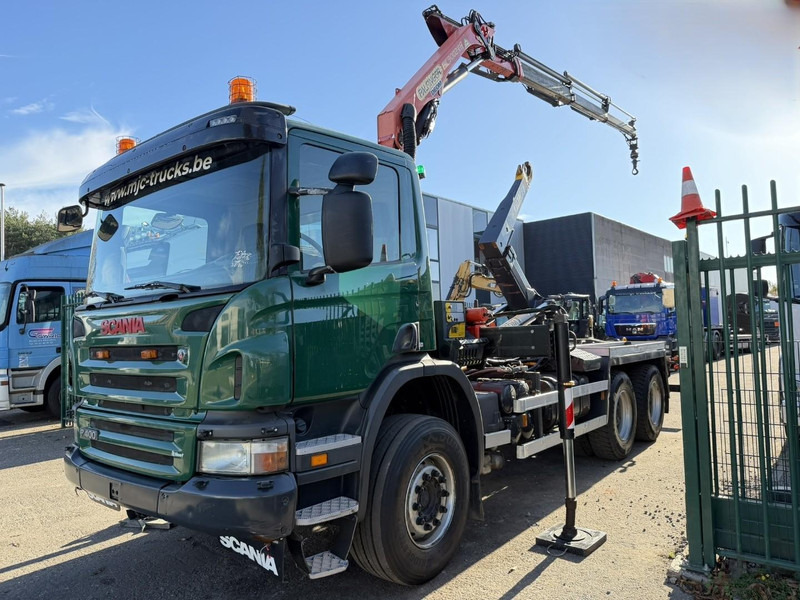 Scania P400 6x4 HOOKLIFT + CRANE PALFINGER PK9001 EH - RETARDER - 5/6F + ROTATOR + RADIO - WB 3m90 - EURO 5 - HUB REDUCTION / SPRING - BE TRUCK - Kamion sa hidrauličnom kukom, Kamion sa dizalicom: slika 4 Scania P400 6x4 HOOKLIFT + CRANE PALFINGER PK9001 EH - RETARDER - 5/6F + ROTATOR + RADIO - WB 3m90 - EURO 5 - HUB REDUCTION / SPRING - BE TRUCK - Kamion sa hidrauličnom kukom, Kamion sa dizalicom: slika 4