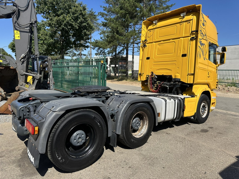 Scania R560 6X4 TRACTOR UNIT - V8 - RETARDER - PTO HYDR - STEEL SPRING / BLATT - BIG AXLES / HUB REDUCTION - BE TRUCK - Tegljač: slika 4 Scania R560 6X4 TRACTOR UNIT - V8 - RETARDER - PTO HYDR - STEEL SPRING / BLATT - BIG AXLES / HUB REDUCTION - BE TRUCK - Tegljač: slika 4