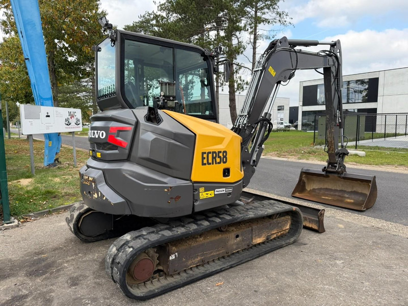 Volvo ECR 58 F FULL HYDR - 2911 H - HYDR QUICKHITCH - A/C - BLADE - CE - BE MACHINE - Mini bager: slika 3 Volvo ECR 58 F FULL HYDR - 2911 H - HYDR QUICKHITCH - A/C - BLADE - CE - BE MACHINE - Mini bager: slika 3