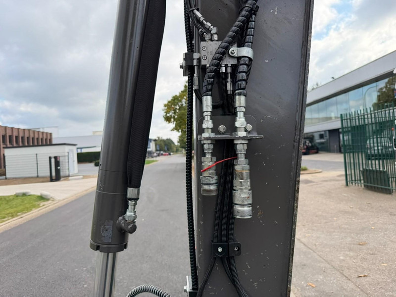 Volvo ECR 58 F FULL HYDR - 2911 H - HYDR QUICKHITCH - A/C - BLADE - CE - BE MACHINE - Mini bager: slika 5 Volvo ECR 58 F FULL HYDR - 2911 H - HYDR QUICKHITCH - A/C - BLADE - CE - BE MACHINE - Mini bager: slika 5