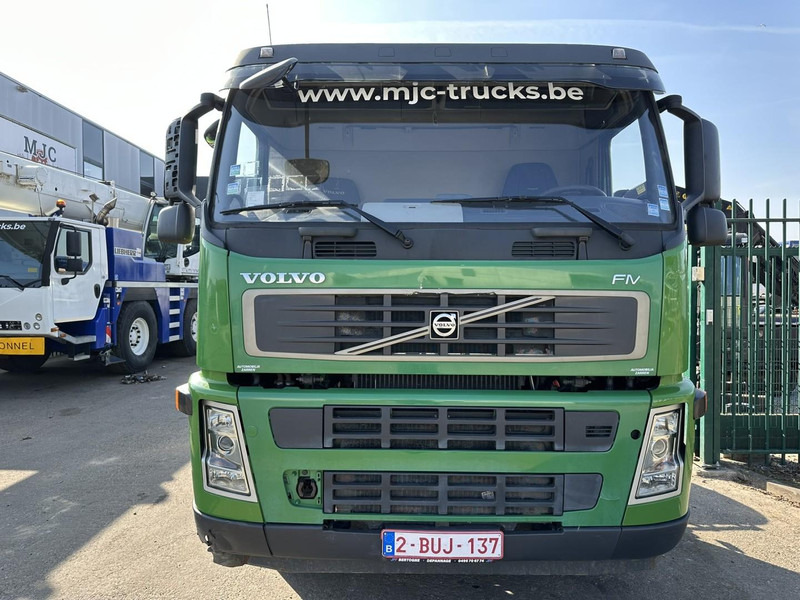 Volvo FM 340 8x2 CHASSIS (7m35) - LIFT+STEERING AXLE - MANUAL GEARBOX - EURO 3 - TÜV 05/2025 - BE TRUCK - Kamion sa golom šasijom i zatvorenom kabinom: slika 3 Volvo FM 340 8x2 CHASSIS (7m35) - LIFT+STEERING AXLE - MANUAL GEARBOX - EURO 3 - TÜV 05/2025 - BE TRUCK - Kamion sa golom šasijom i zatvorenom kabinom: slika 3