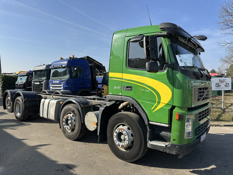 Volvo FM 340 8x2 CHASSIS (7m35) - LIFT+STEERING AXLE - MANUAL GEARBOX - EURO 3 - TÜV 05/2025 - BE TRUCK - Kamion sa golom šasijom i zatvorenom kabinom: slika 2 Volvo FM 340 8x2 CHASSIS (7m35) - LIFT+STEERING AXLE - MANUAL GEARBOX - EURO 3 - TÜV 05/2025 - BE TRUCK - Kamion sa golom šasijom i zatvorenom kabinom: slika 2
